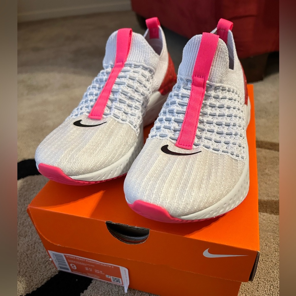 Nike React Phantom Run Flyknit 2